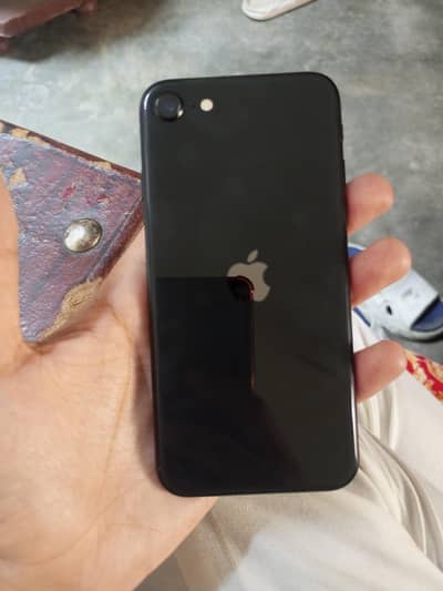 iphone se 64 2020 10/10  condition