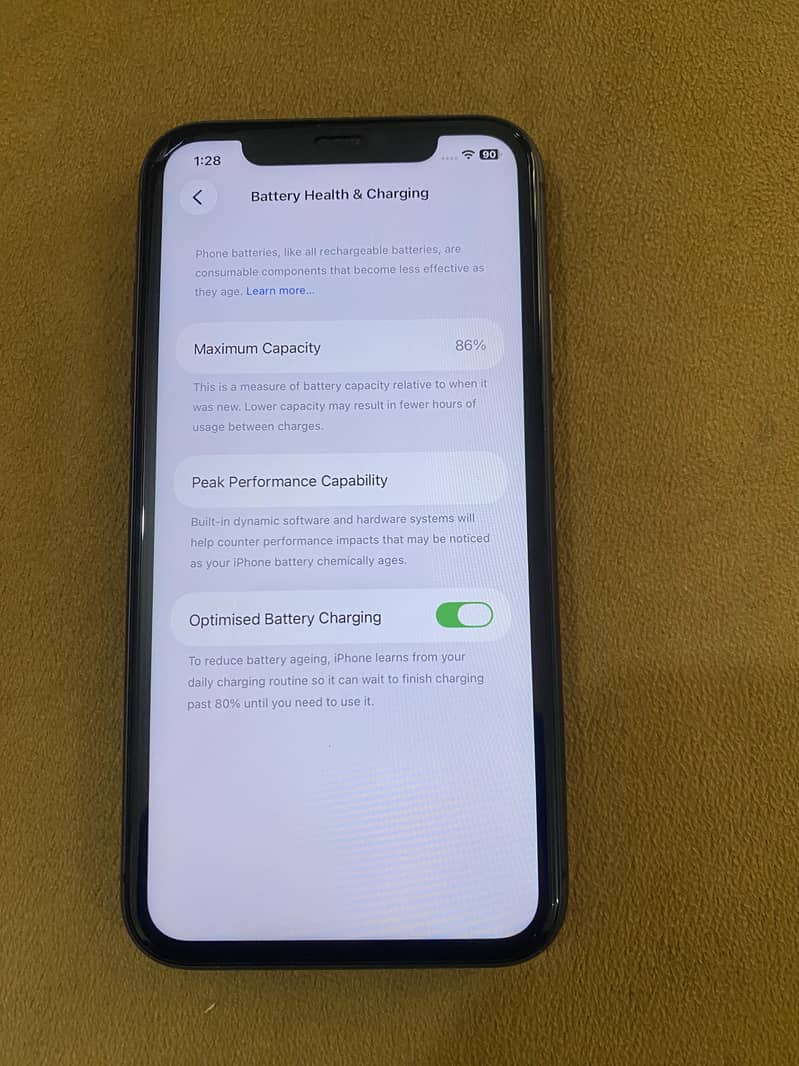 iPhone 11 3