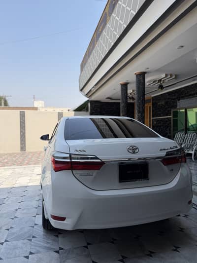 Corolla Altis