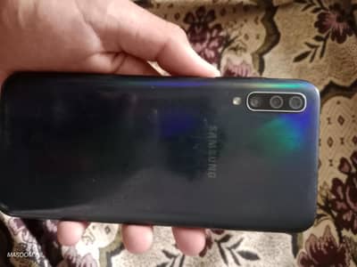 SAMAUNG A50