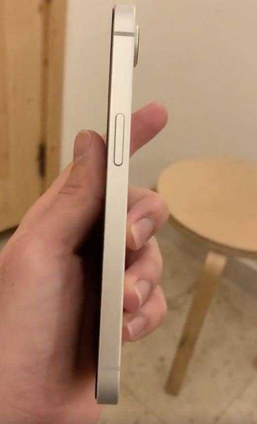Iphone 16e JV 1