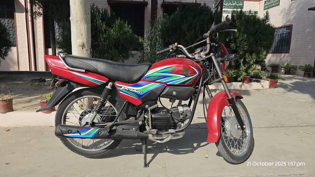 ,no scratch ,2021 model 1