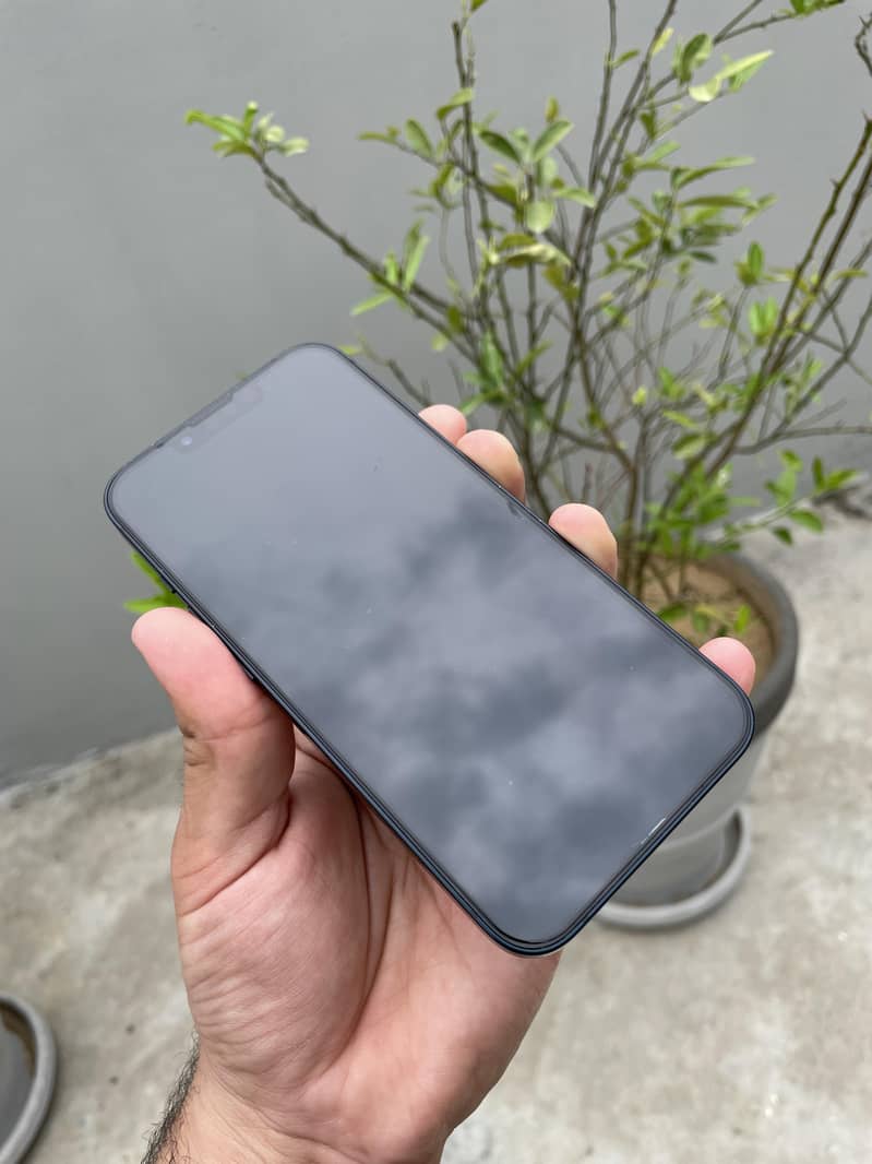 IPHONE 13 2