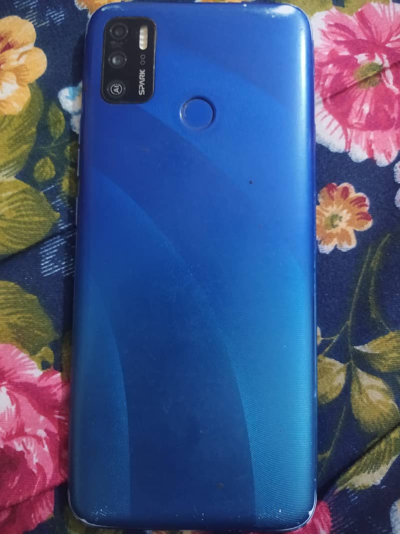 TECNO SPARK 5 1