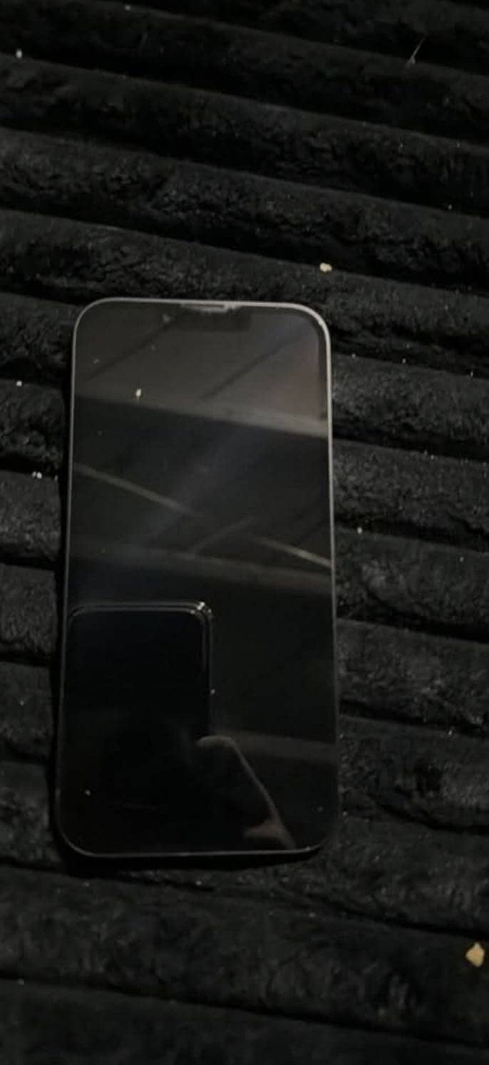 Iphone 16e jv 1