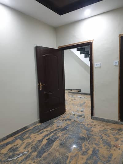 Seperate Portion Avalible for Rent  at Bank Stop Ferozepur Road Lahore