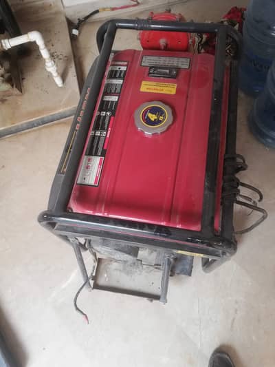 Home used genrator on petrol gas both. (Urgent sale)