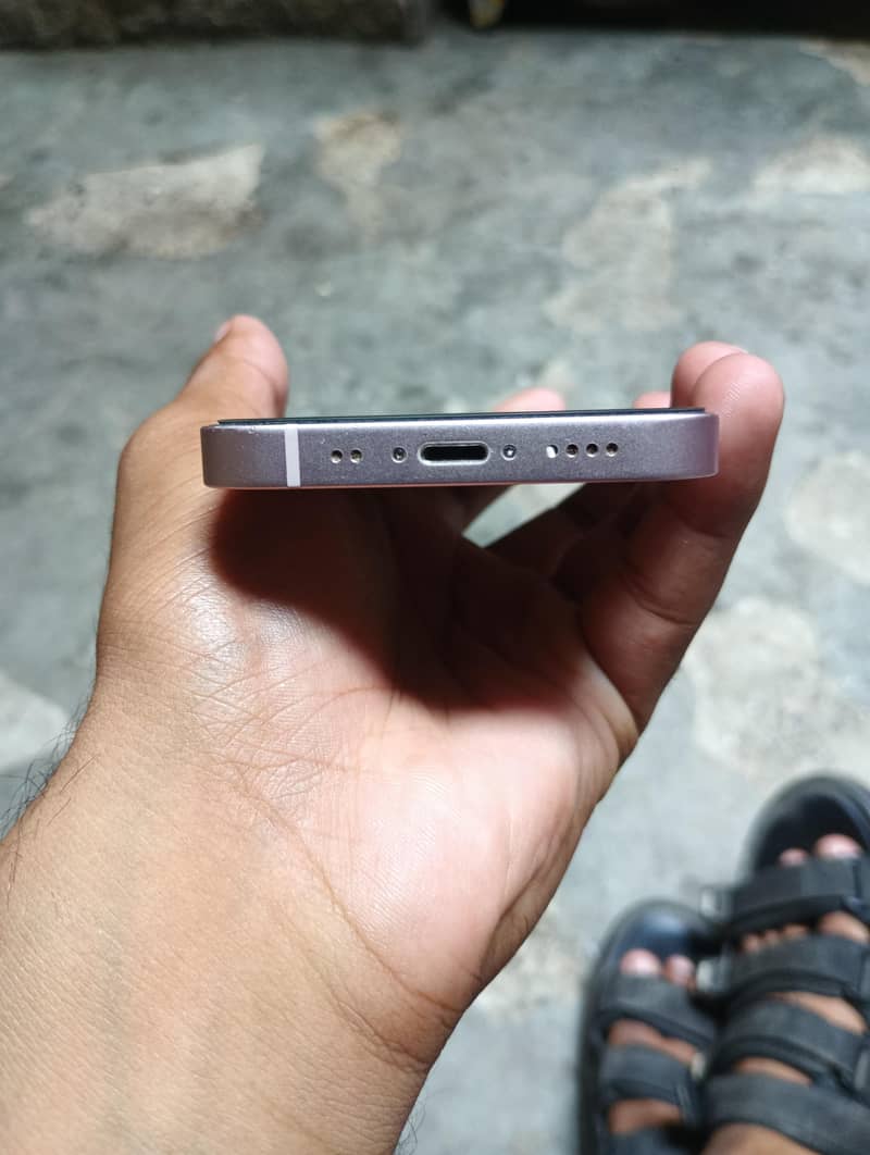 IPhone 13 mini 1
