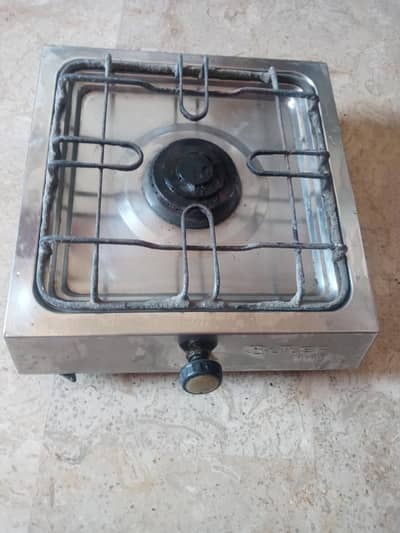 STEEL STOVE GOOD CONDITION HY  WORKING CONDITION