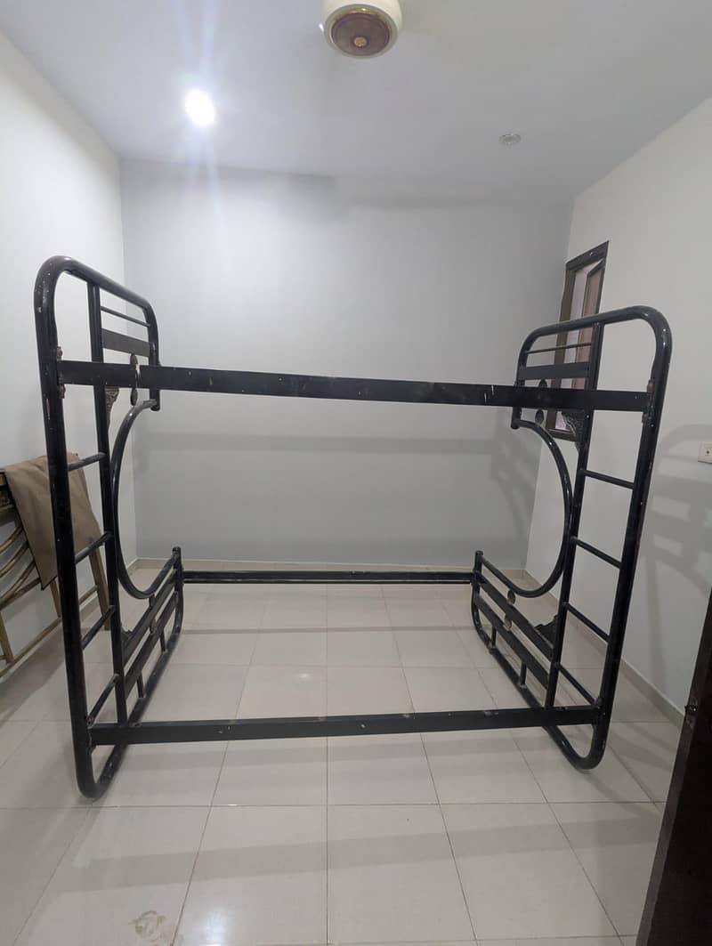 bunker bed 0