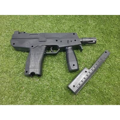 *(for age 14+)* Uzi 20 rounds shooter not for kids, Reliable, powerful