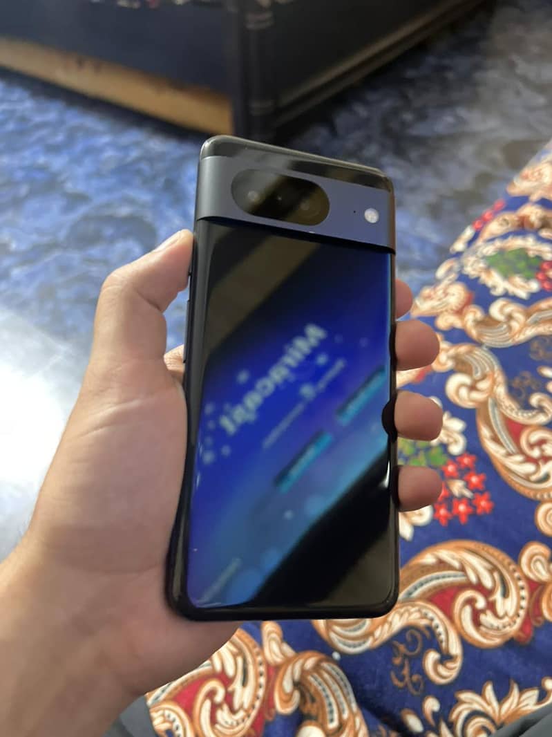 Google Pixel 8 3