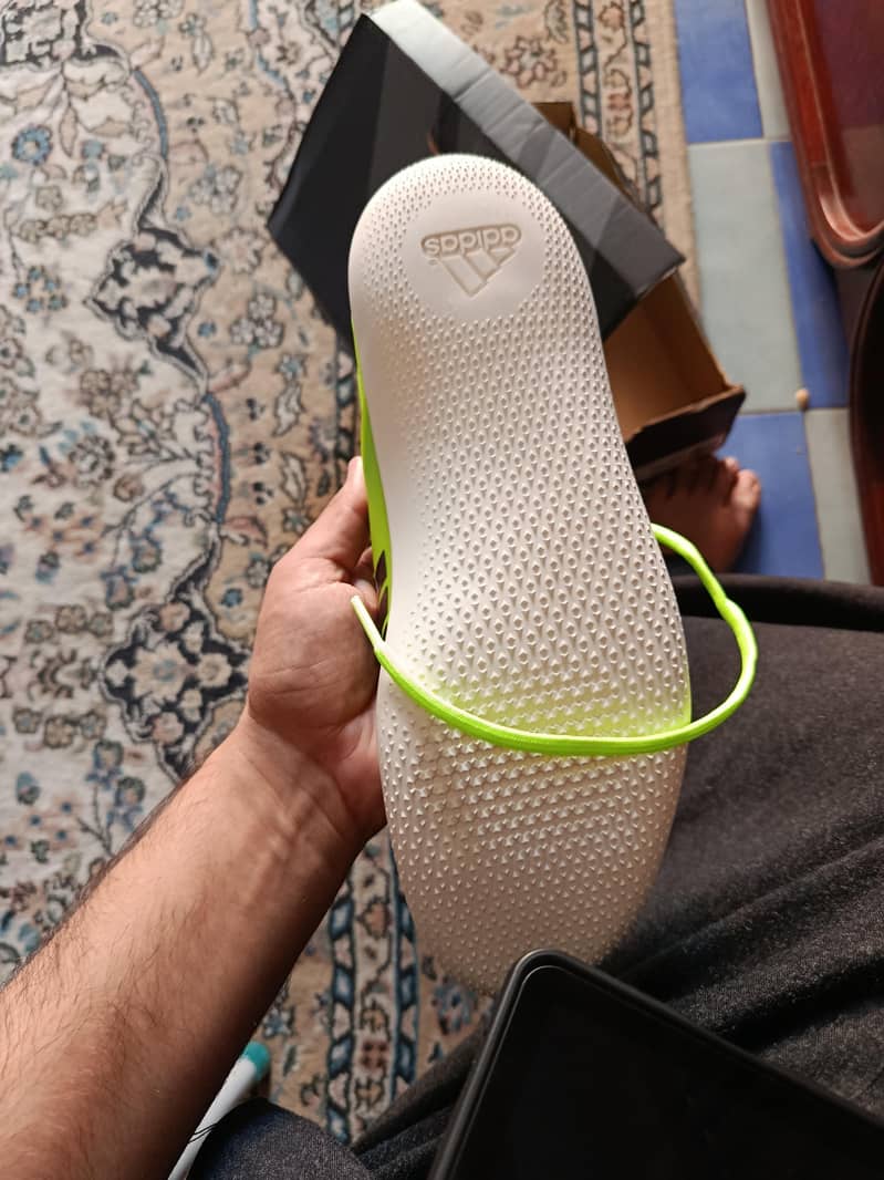 Adidas throwstar 1