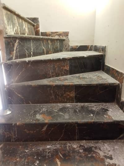 10 MARLA UPPER PORTION IS FOR RENT