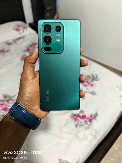 Infinix note 50 8+8/256 green colour