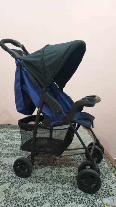 baby stroller for urgent sale liked new