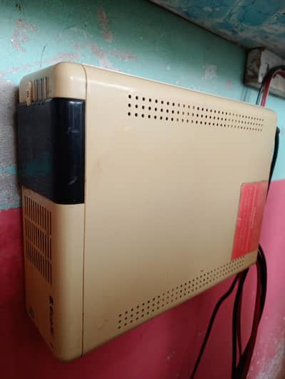 ups 720wat good condition