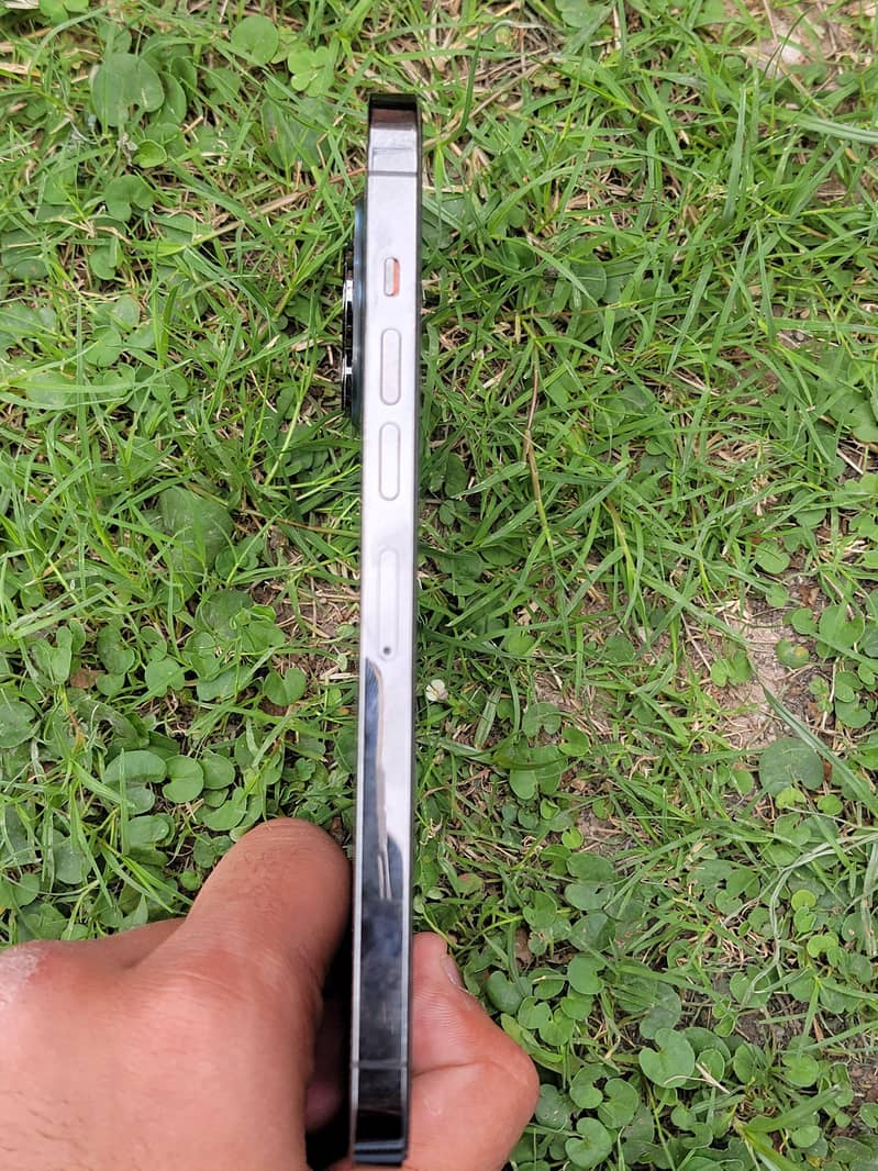 iPhone 13 Pro Max Jv 4