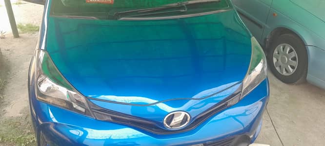 Toyota Vitz 2015