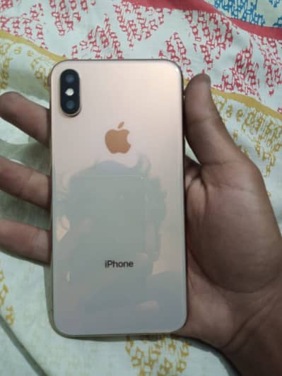 IPHONE XS IN MINT CONDITION