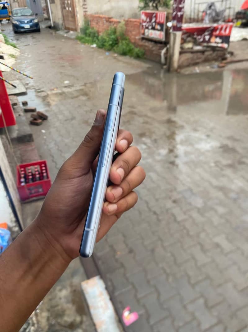 Google Pixel 7a 3