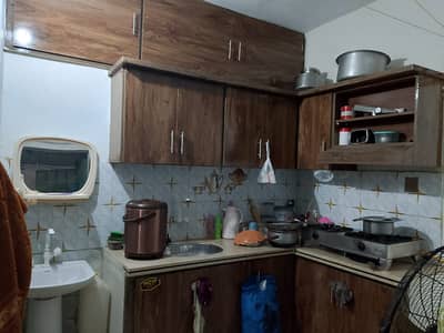 FLAT SALE 2 ROOMS BLOCK 21 FB AREA