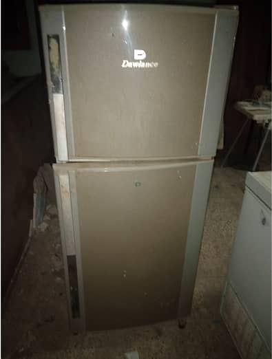 DAWLANCE REFRIGERATOR