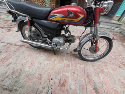 Honda CD70. . . . 12model. . . exchange possible