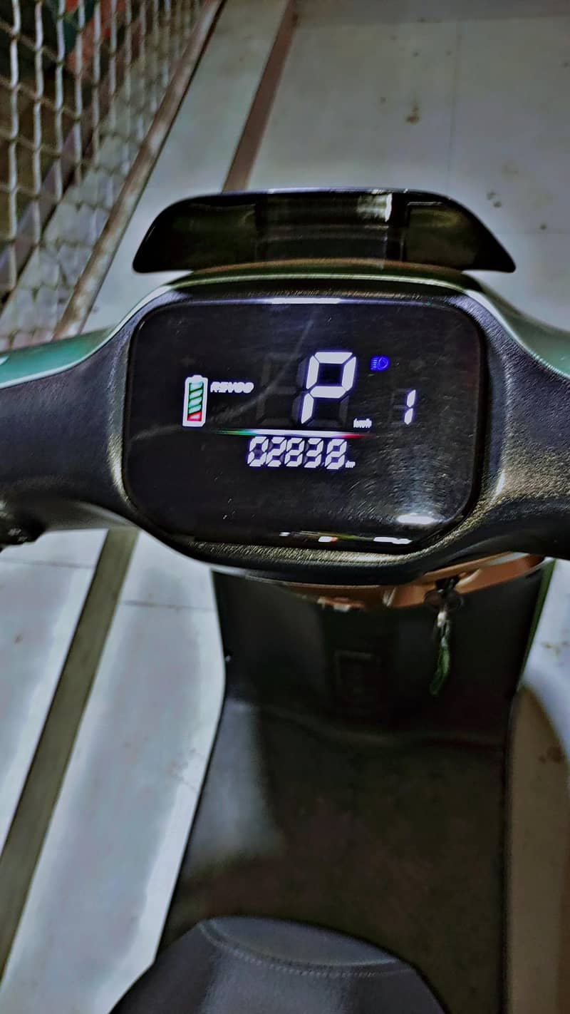 scooty 1