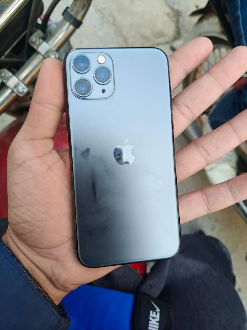 iphone 11 pro 0