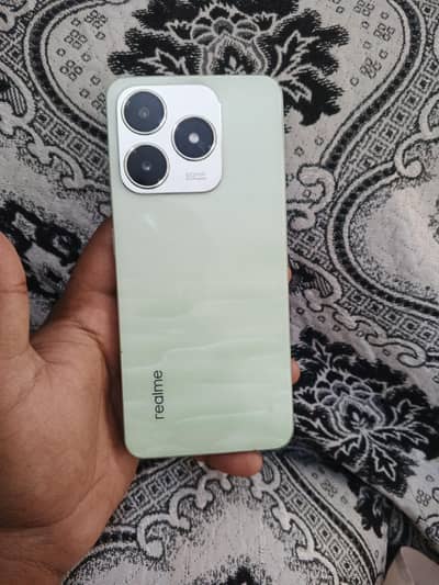 Realme C 63 (6/128) with box and charger all ok