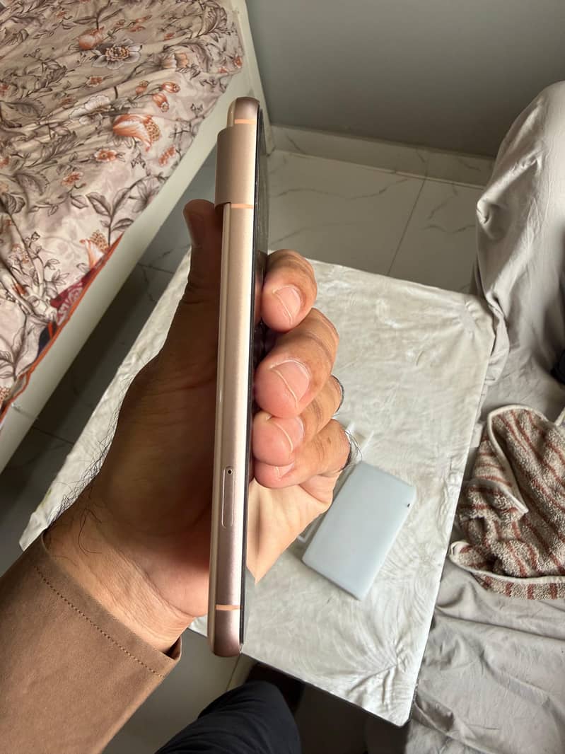 Google pixel 8 PTA 4