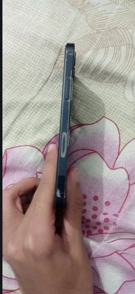 Iphone 12 jv 4