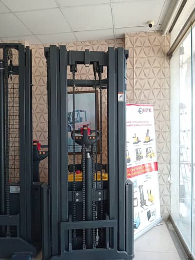 TEU Electric Stacker TS20 (2000kg/2 Ton) - New Forklift in Karachi