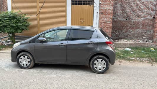 Toyota Vitz 11/15