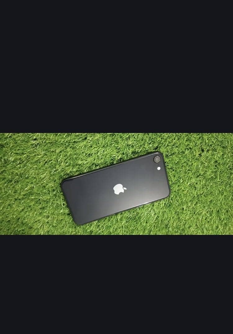 iPhone SE 3 2