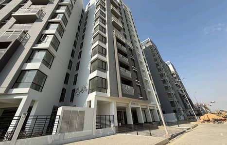 Unoccupied Prime Location Flat Of 1750 Square Feet Is Available For sale In Naya Nazimabad