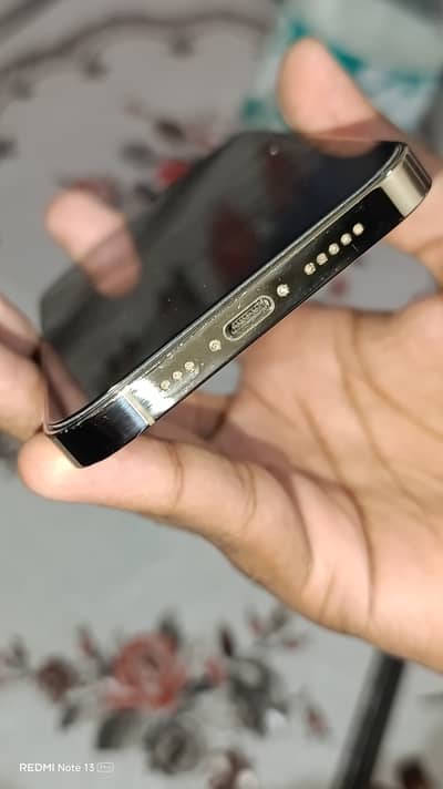 Iphone 12 pro Non PTA JV