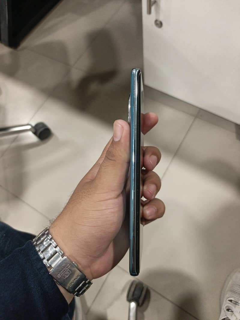 infinix ZERO 40 6