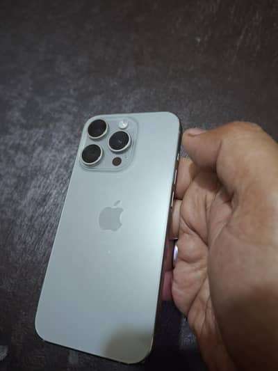 iphone 15 pro pta 256 89%
