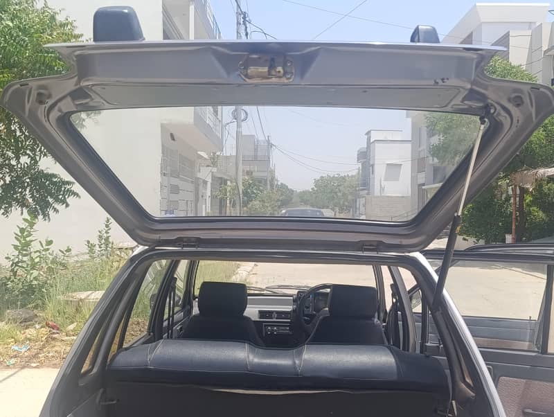 Suzuki Mehran VXR 4