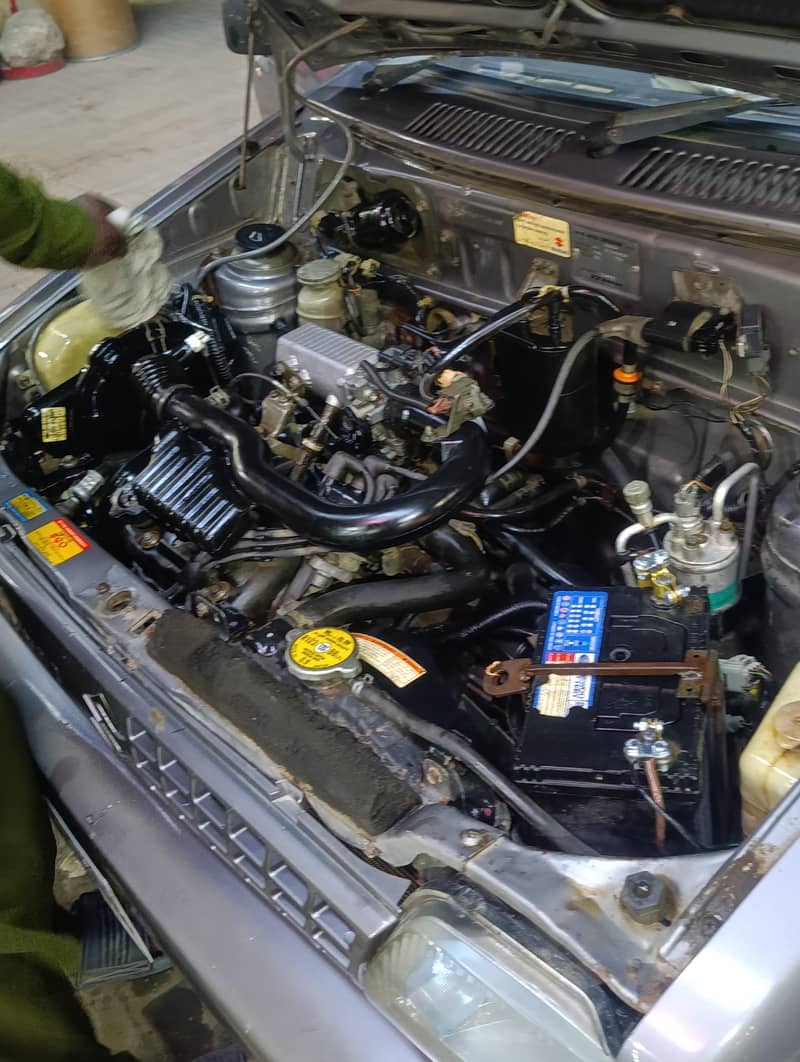 Suzuki Mehran VXR 12