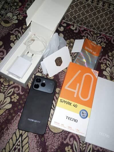 Tecno spark 40
