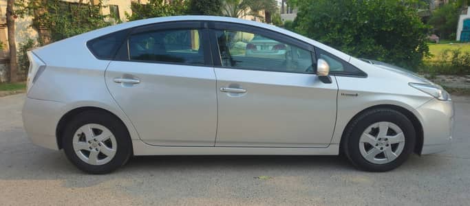 Toyota Prius 2011