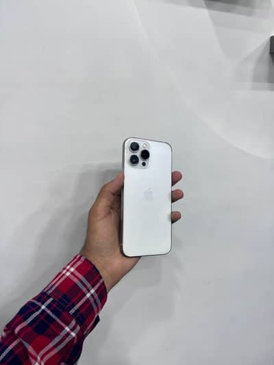 13Pro Max. 128Gb bh 99 condition 10/10