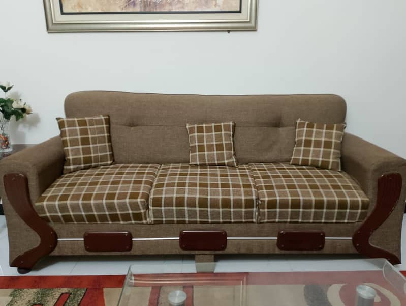 7 seater sofa  with centre table 0