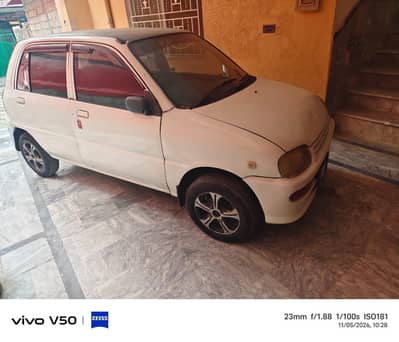 Daihatsu cuore 2004 model