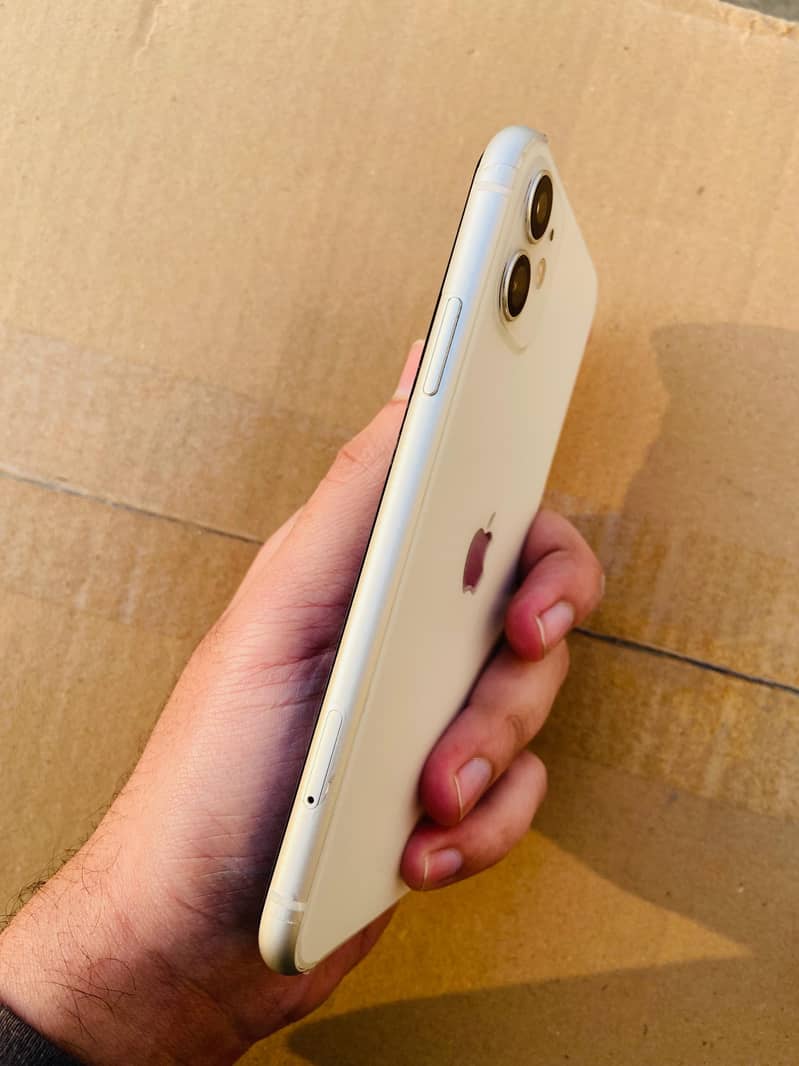 Iphone 11 4