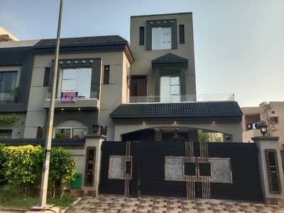 A 10 Marla House Is Up For Grabs In Bahria Town