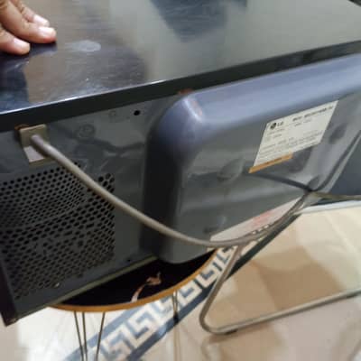 LG Jambo Large Size Macro wave wid display microwave oven - micro wave